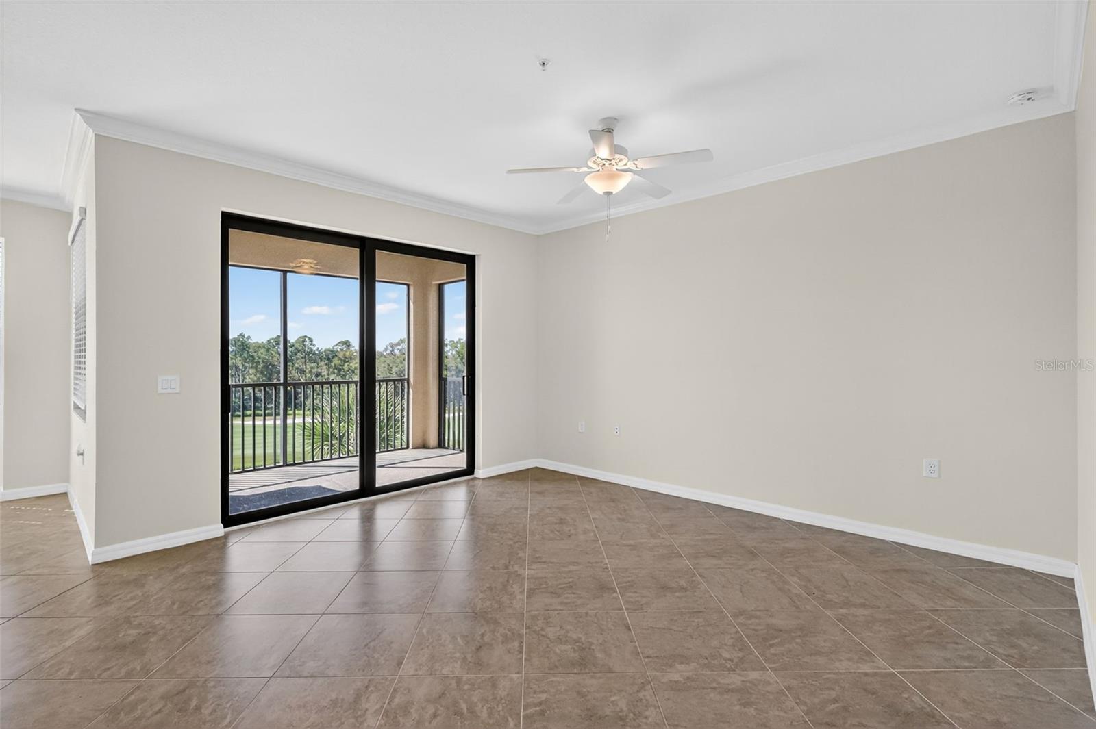 LAKEWOOD NATIONAL - Residential