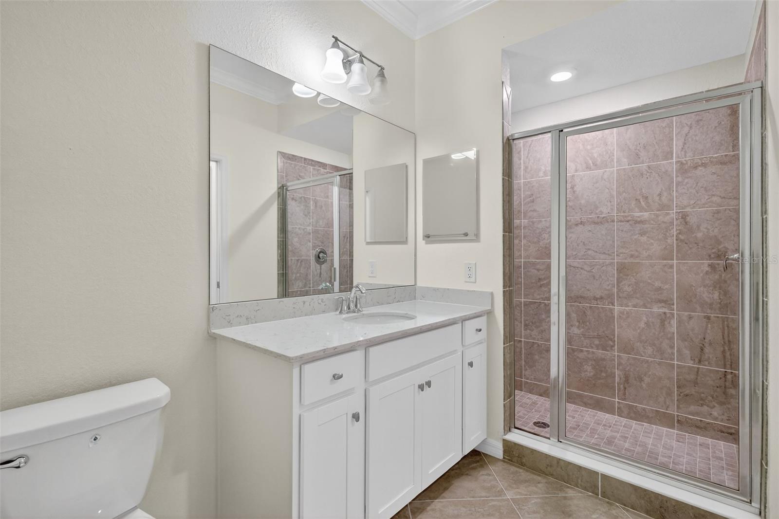 LAKEWOOD NATIONAL - Residential