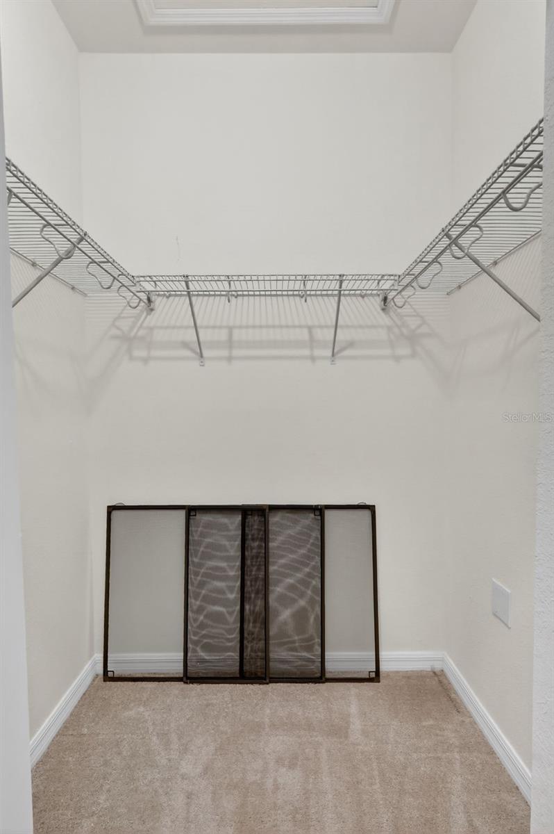 LAKEWOOD NATIONAL - Residential