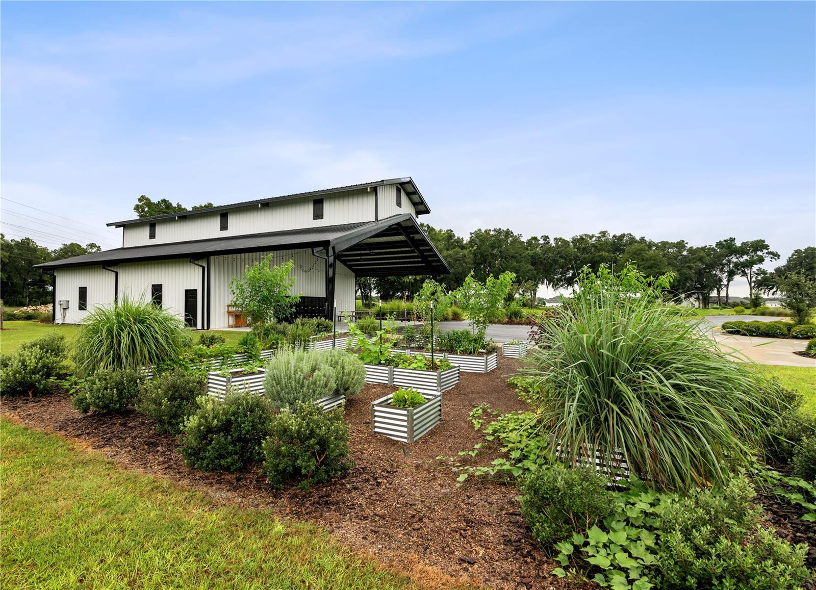 FLINT ROCK AGRIHOOD - Residential