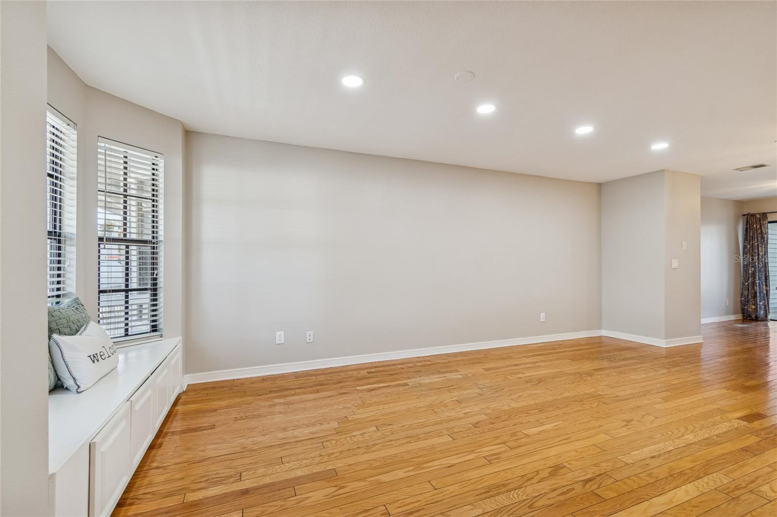 HAMPTON PARK TWNHMS UN 2 - Residential