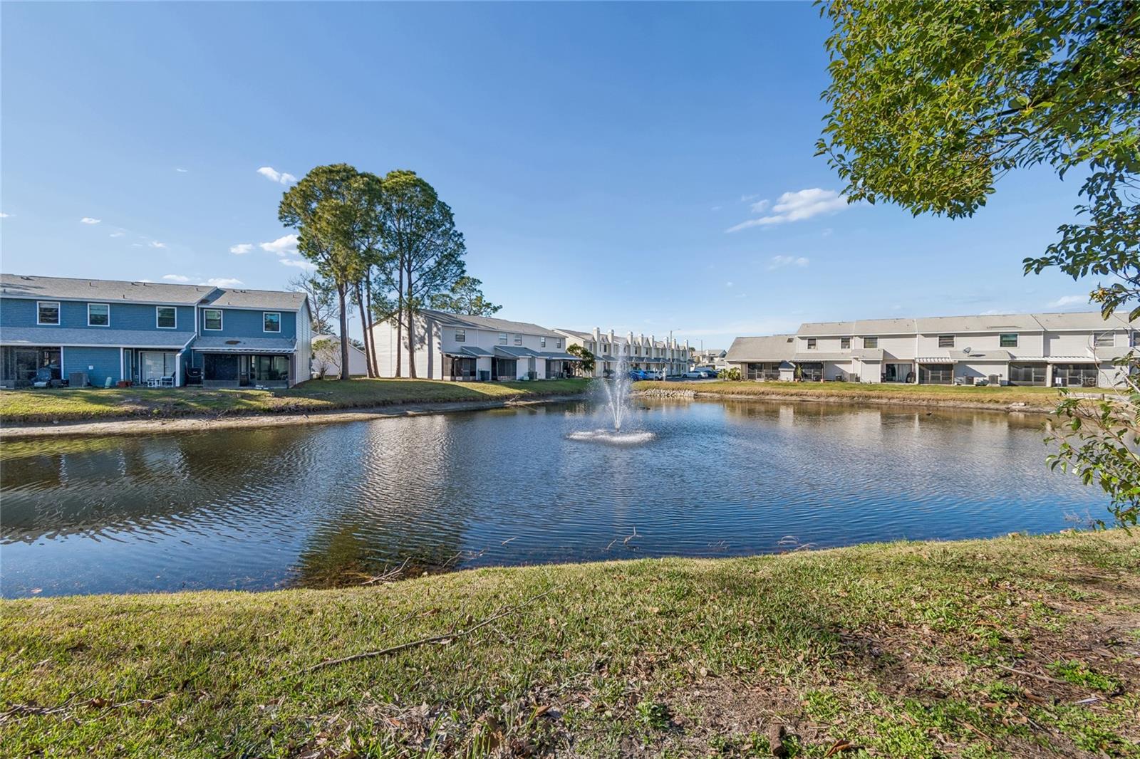 HAMPTON PARK TWNHMS UN 2 - Residential