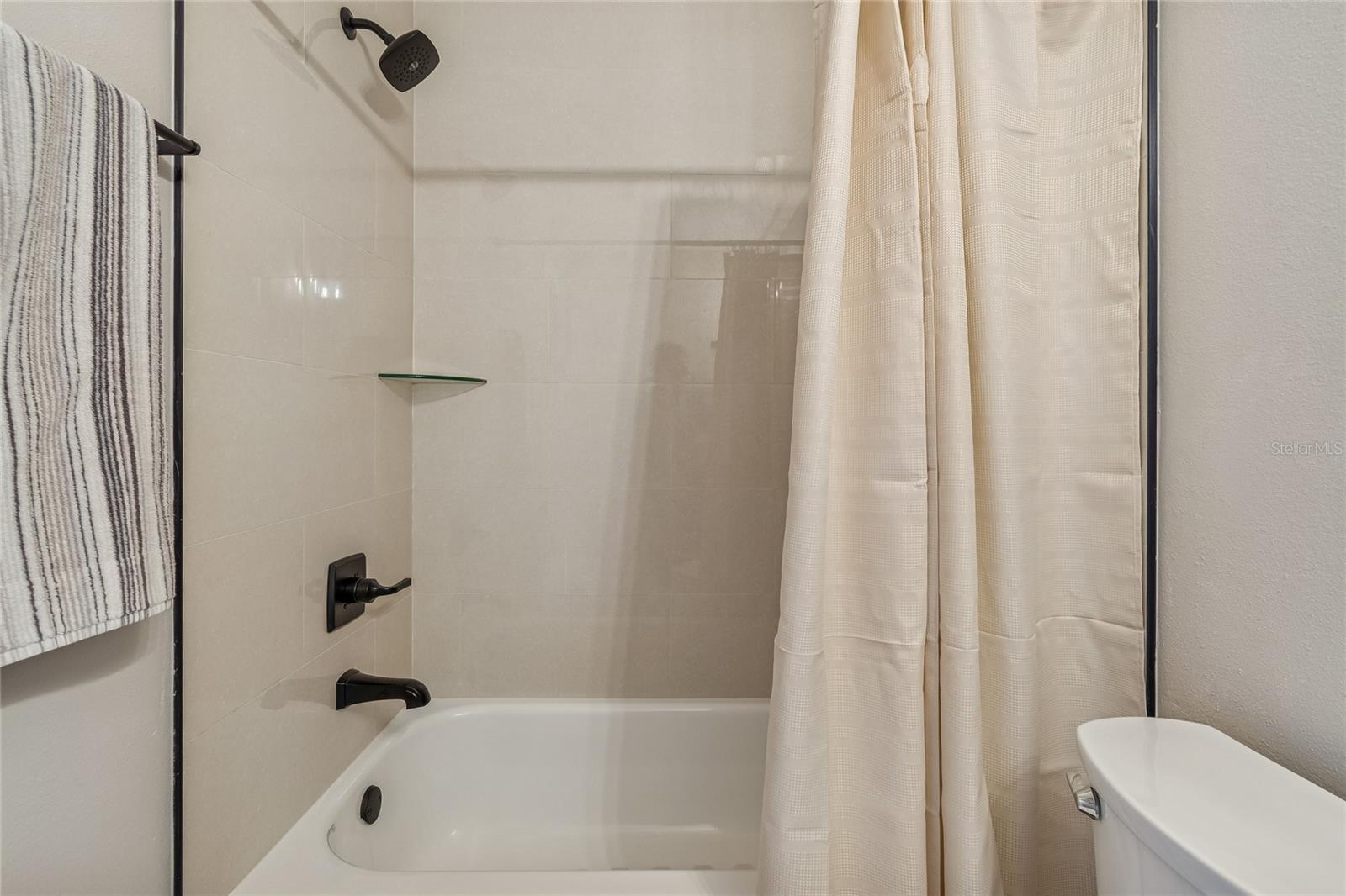 HAMPTON PARK TWNHMS UN 2 - Residential