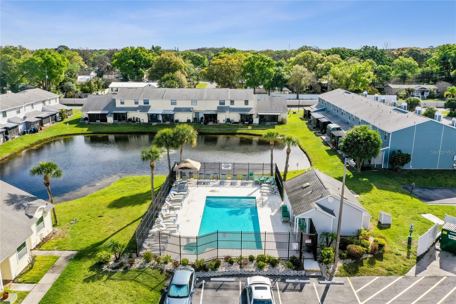 HAMPTON PARK TWNHMS UN 2 - Residential