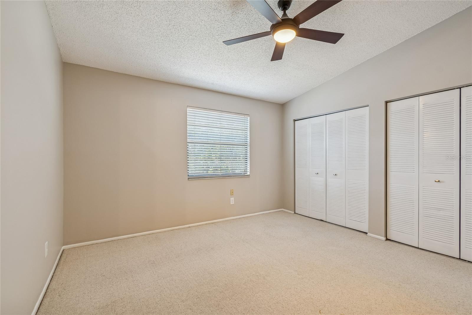 HAMPTON PARK TWNHMS UN 2 - Residential