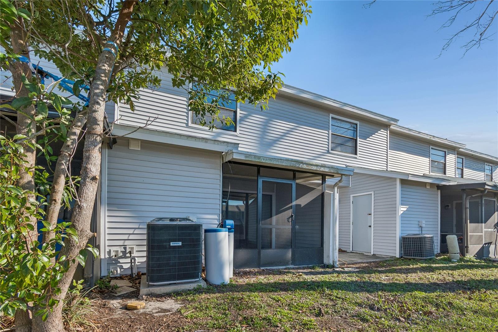 HAMPTON PARK TWNHMS UN 2 - Residential