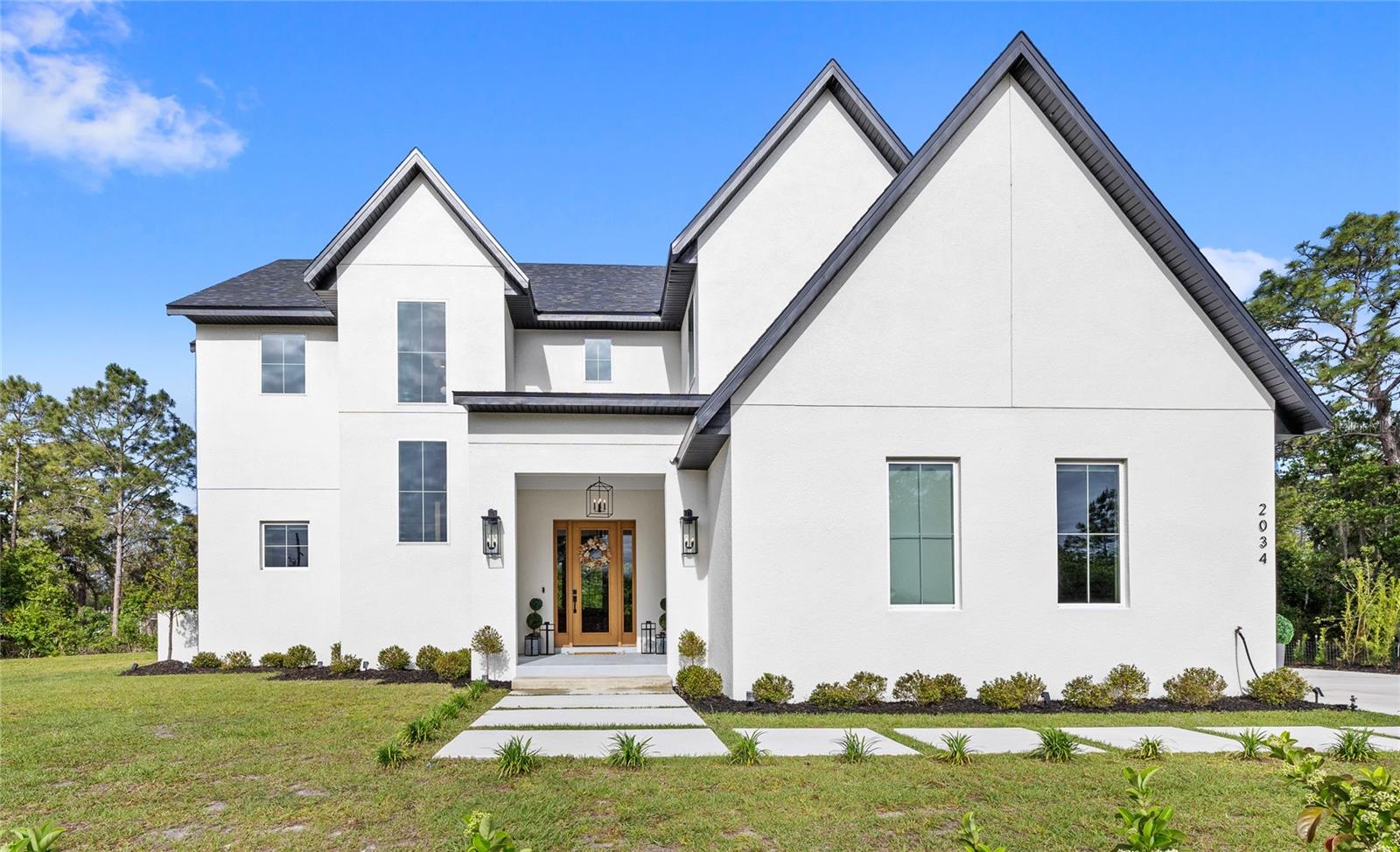 COUNTRY MEADOW - Residential