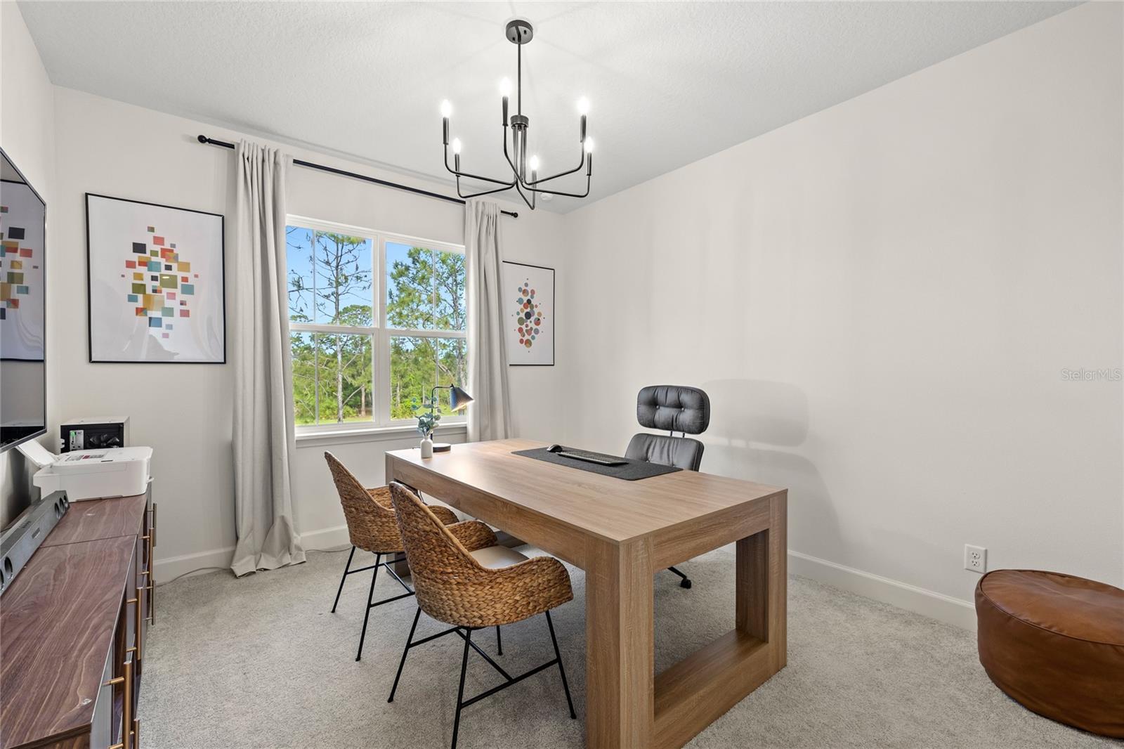 COUNTRY MEADOW - Residential