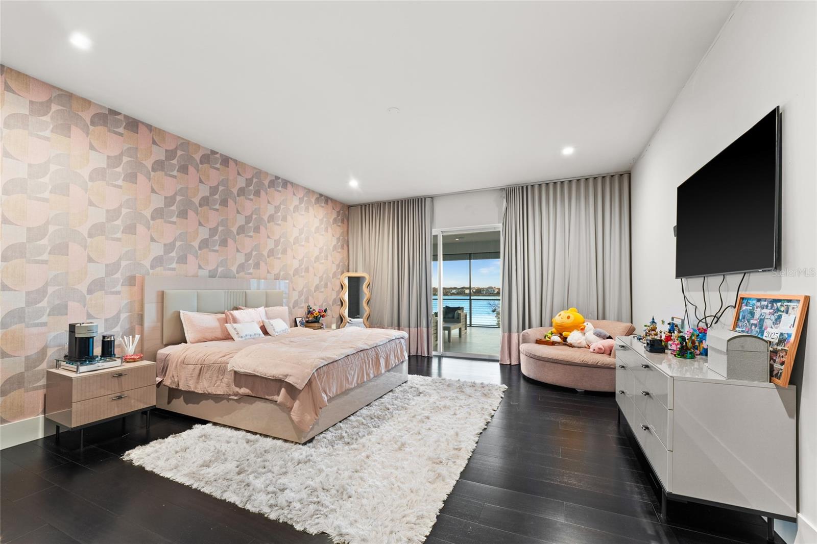CASA DEL LAGO REP - Residential