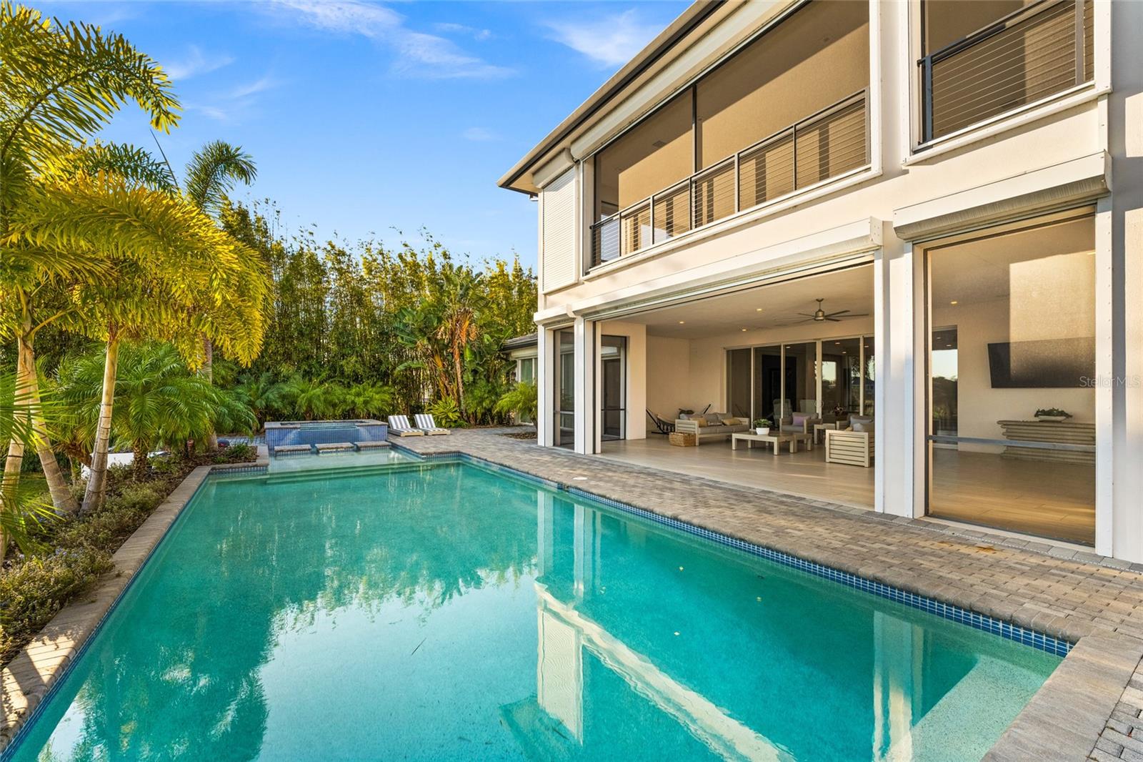 CASA DEL LAGO REP - Residential
