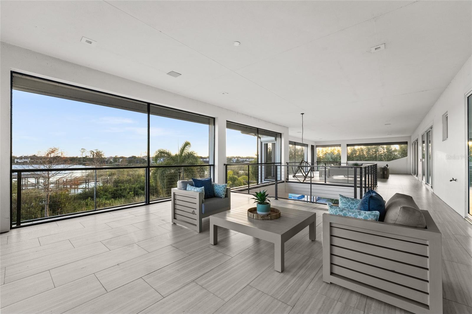 CASA DEL LAGO REP - Residential