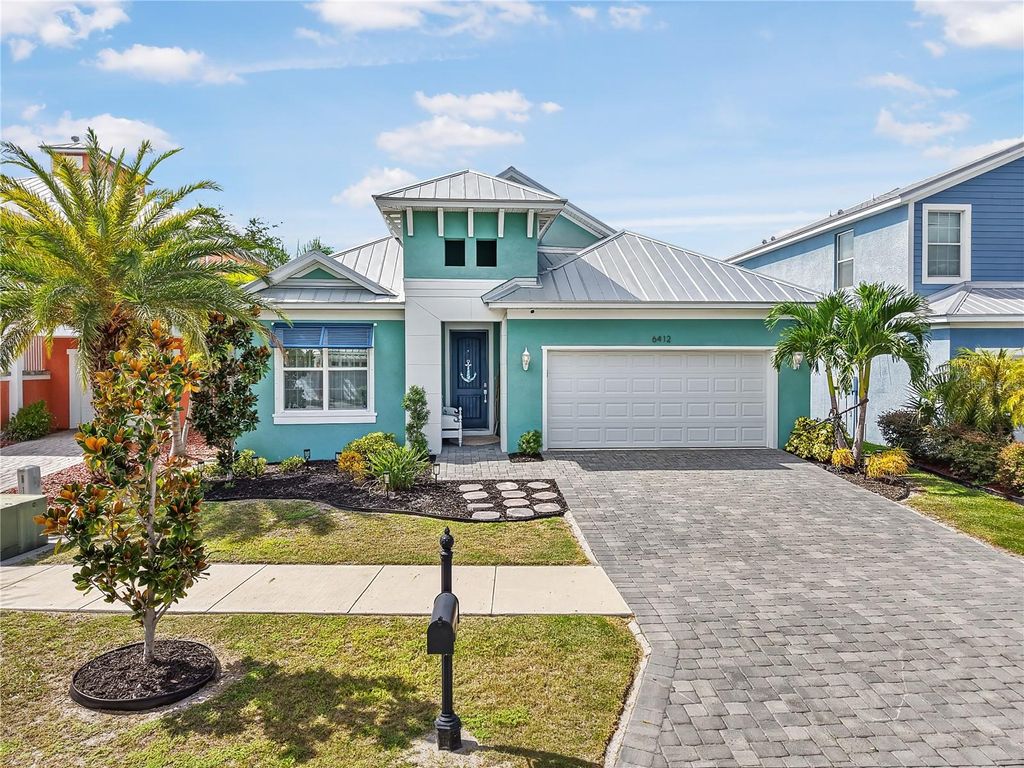 Photo of 6412 Grenada Island Avenue, Apollo Beach, FL 33572 (MLS # TB8431501)