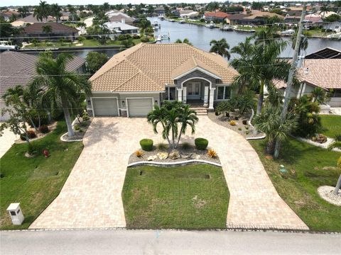 A home in PUNTA GORDA