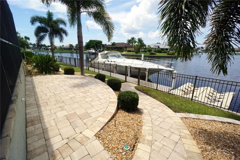 A home in PUNTA GORDA