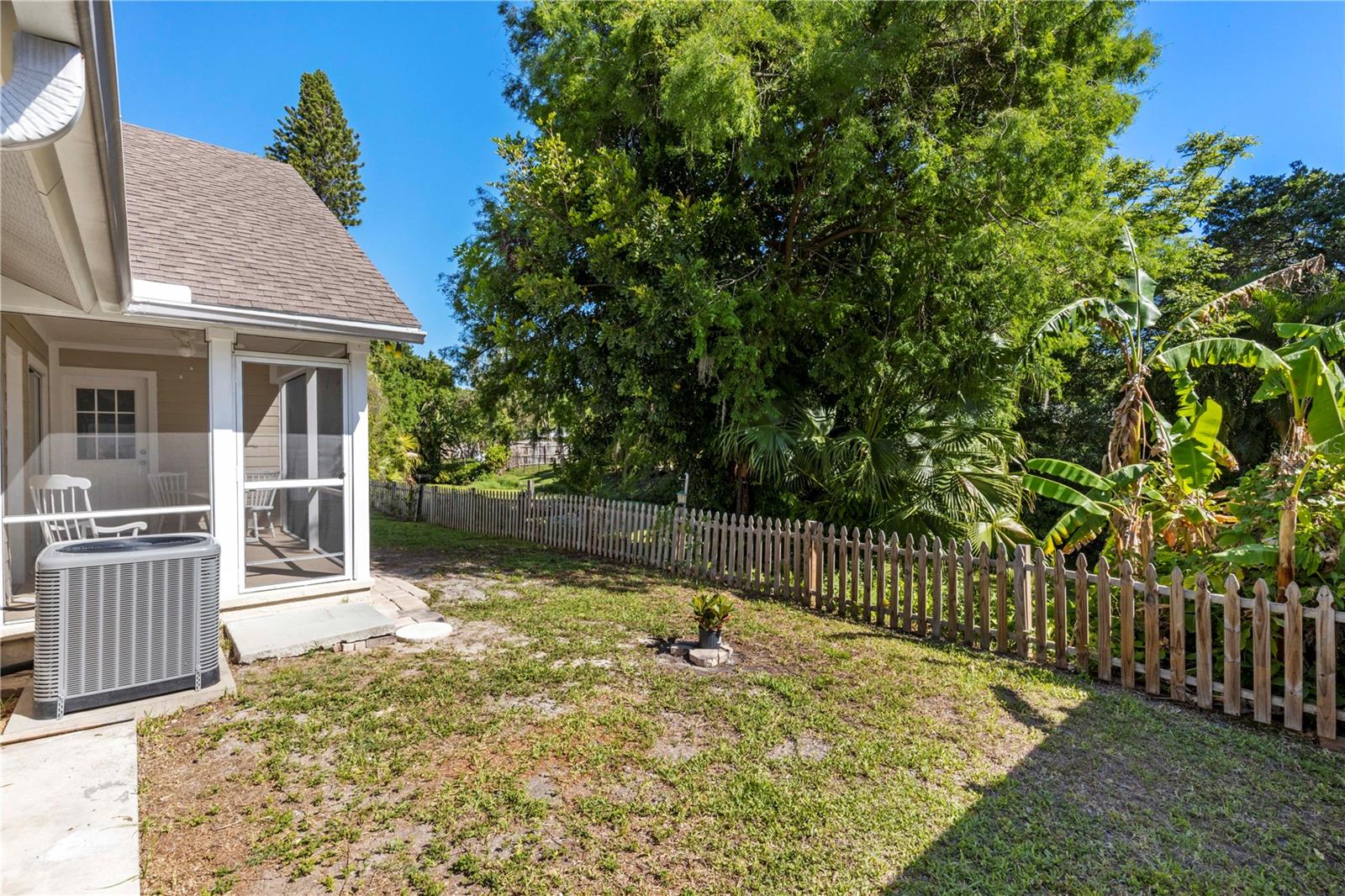 CLARK MEADOWS - Residential Lease