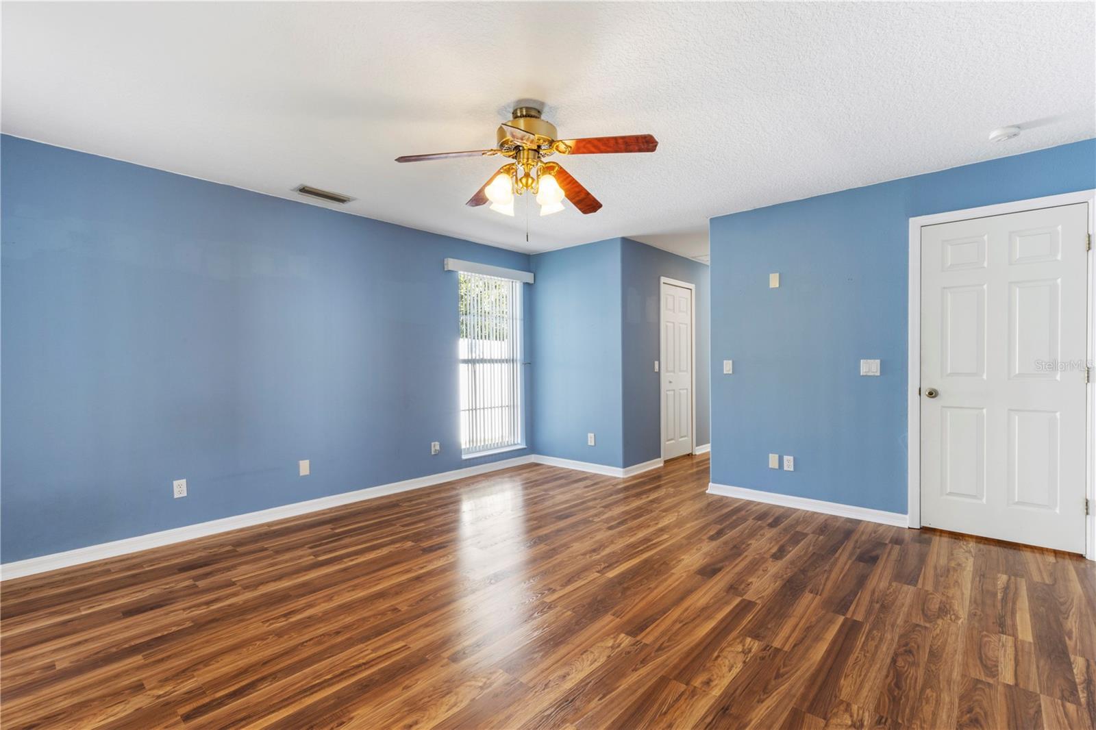 CLARK MEADOWS - Residential Lease