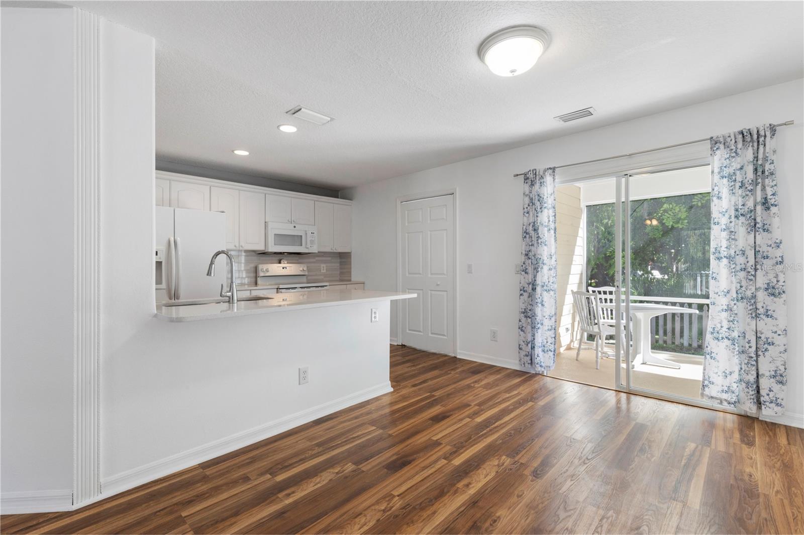 CLARK MEADOWS - Residential Lease