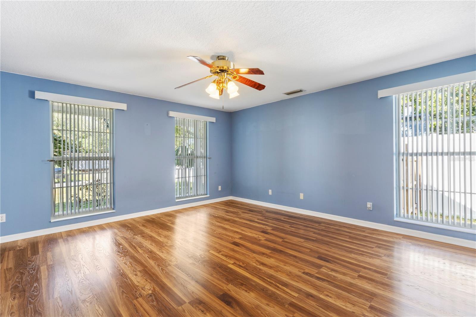 CLARK MEADOWS - Residential Lease
