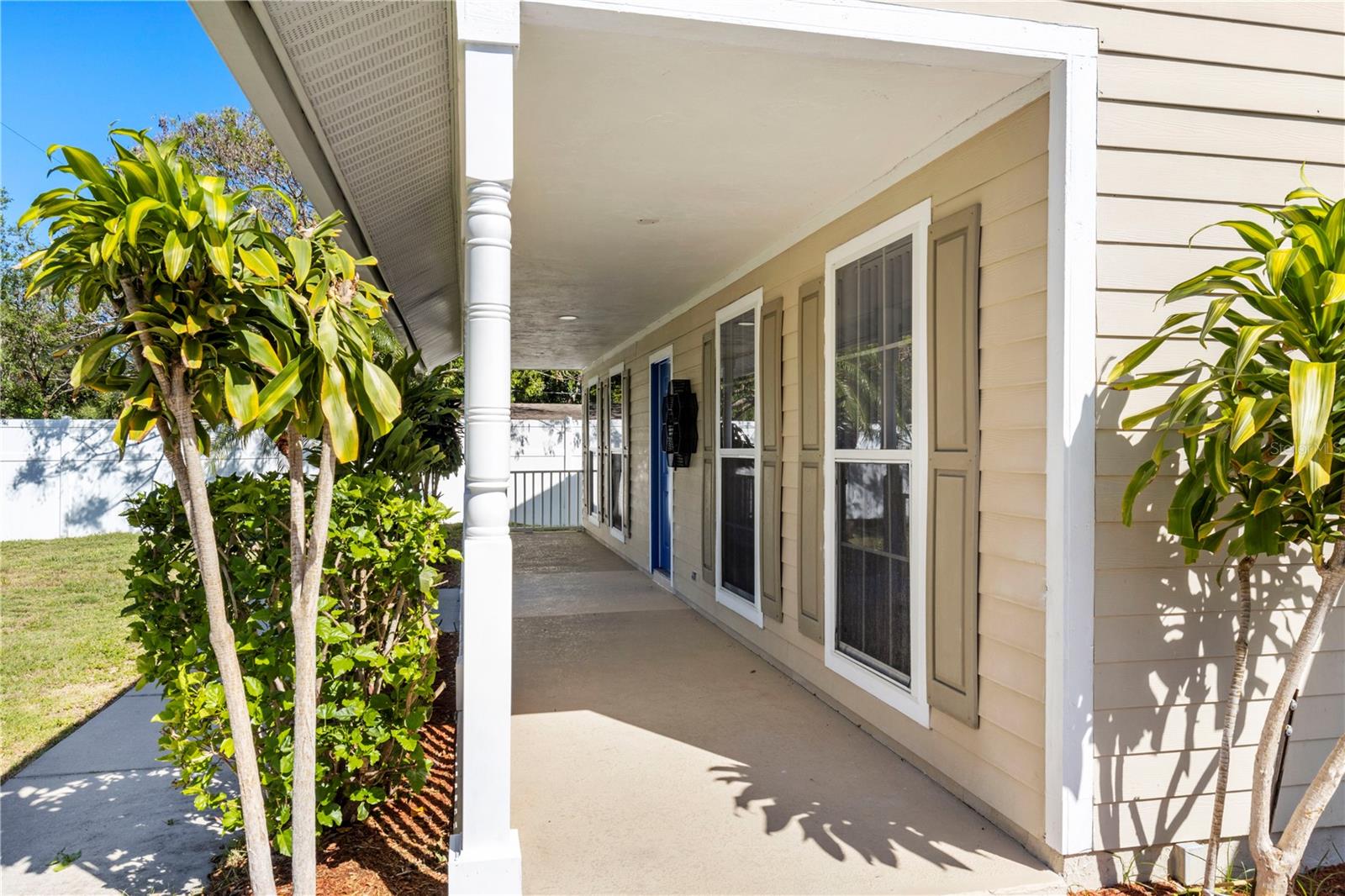 CLARK MEADOWS - Residential Lease