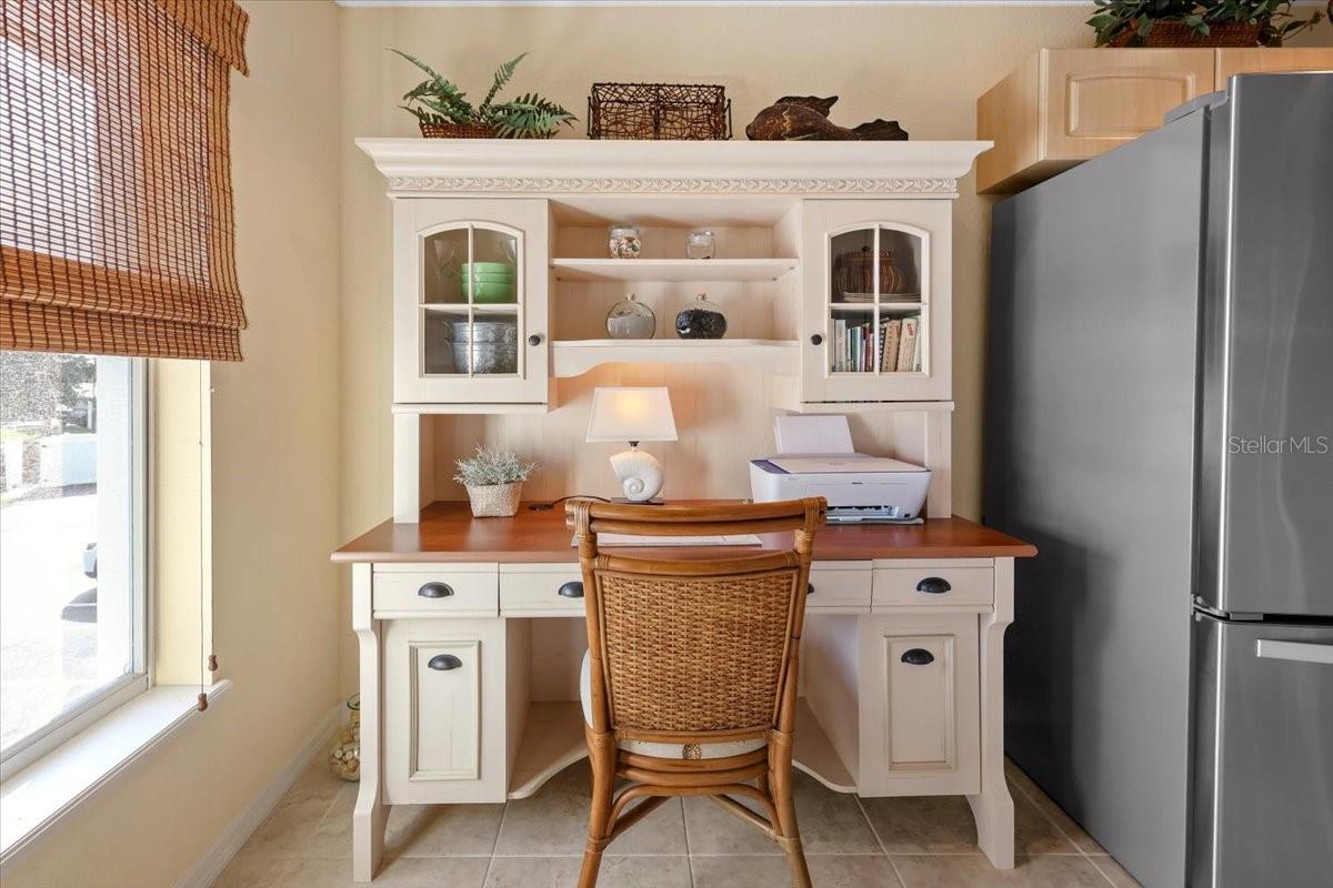 FIDDLERS GREEN NATURE TRAIL BL - Residential