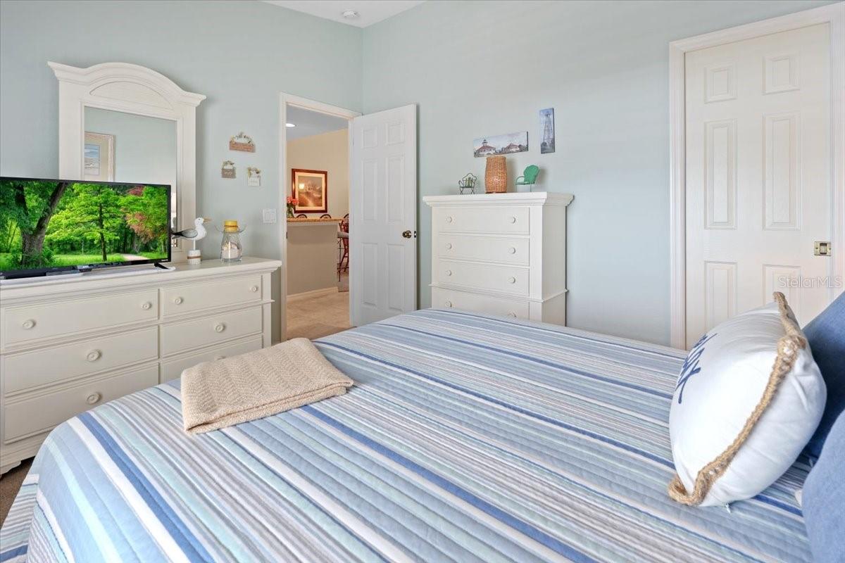 FIDDLERS GREEN NATURE TRAIL BL - Residential