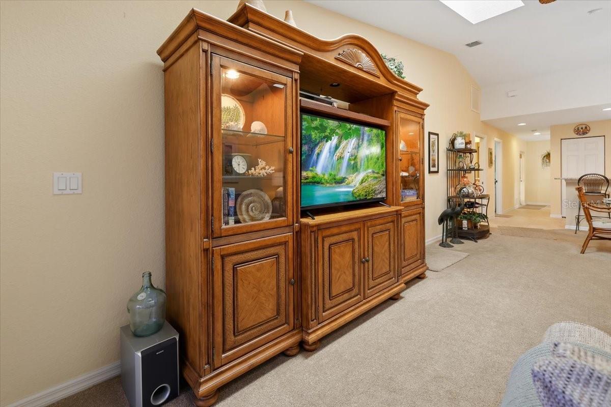 FIDDLERS GREEN NATURE TRAIL BL - Residential