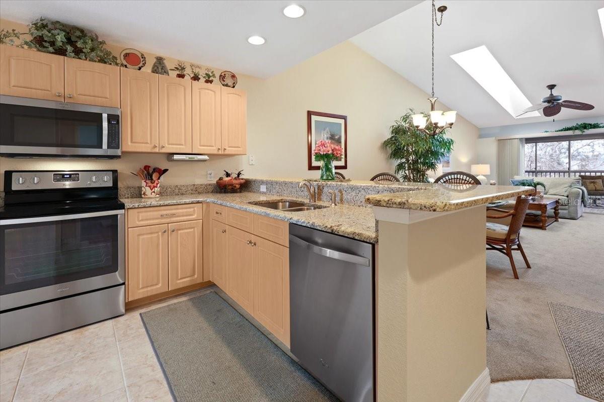 FIDDLERS GREEN NATURE TRAIL BL - Residential