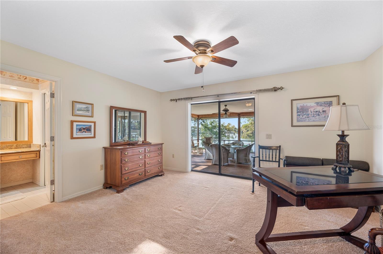 CHRISTINA WOODS PH 09 - Residential