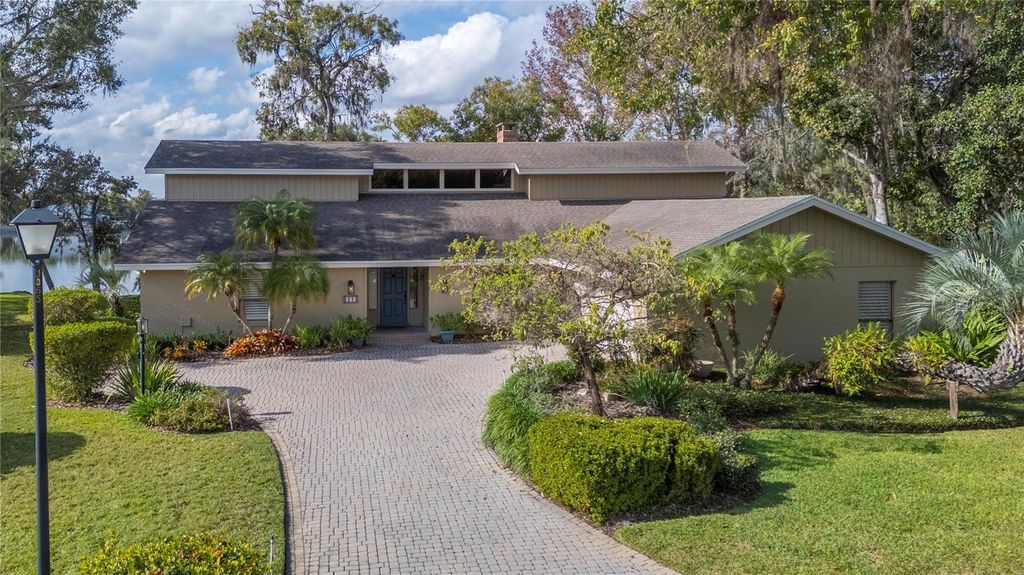 Photo of 521 Century Oak Court, Lakeland, FL 33813 (MLS # L4957323)