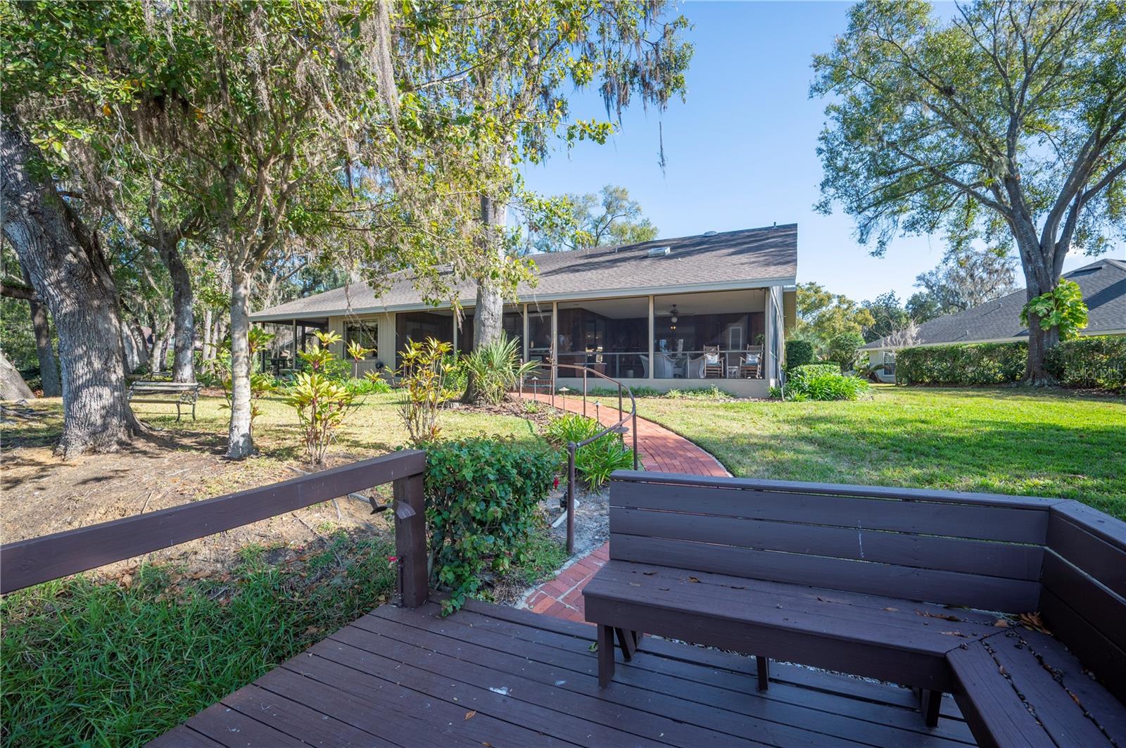 CHRISTINA WOODS PH 09 - Residential