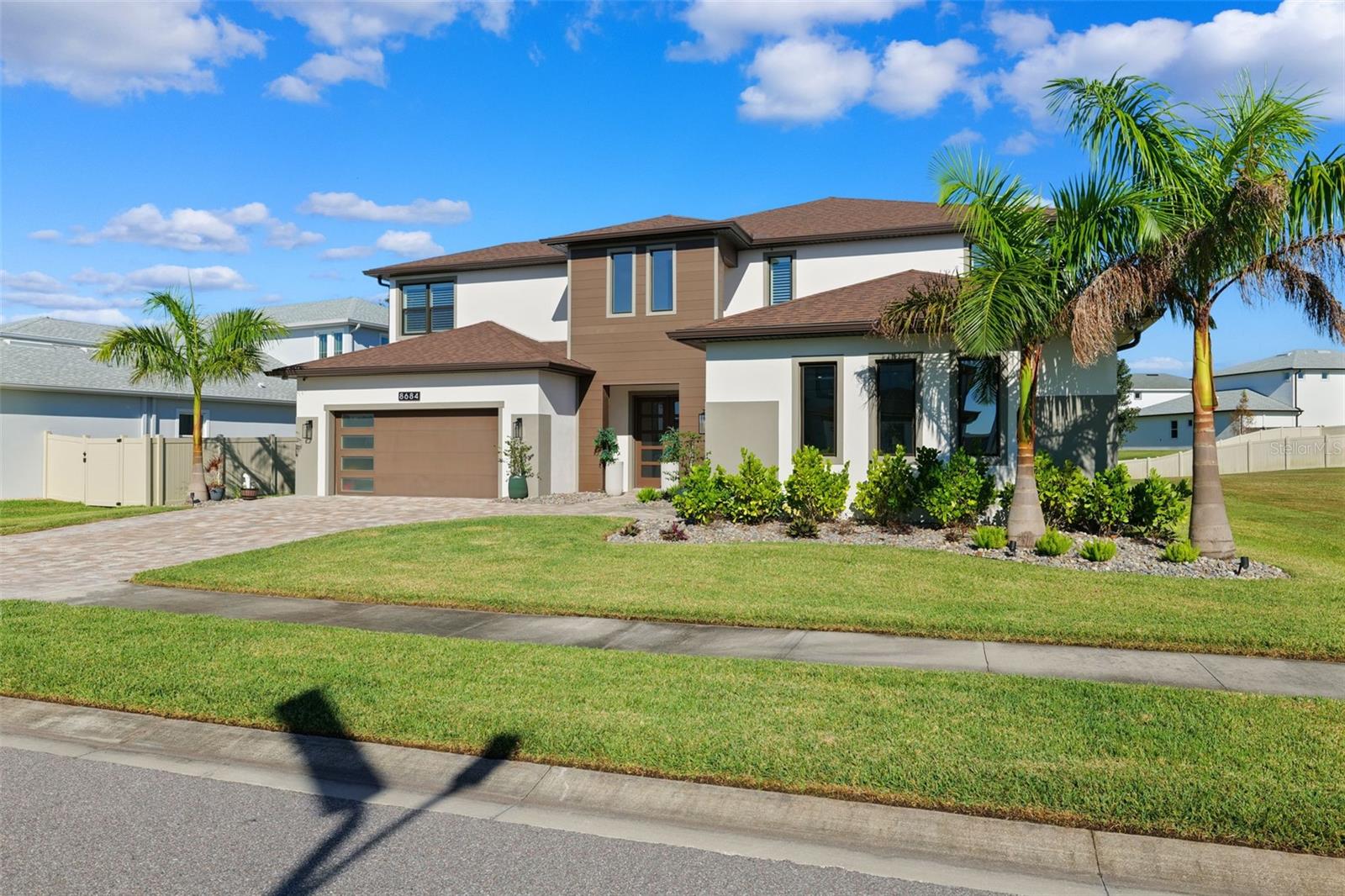 8684 SANDERS TREE LOOP