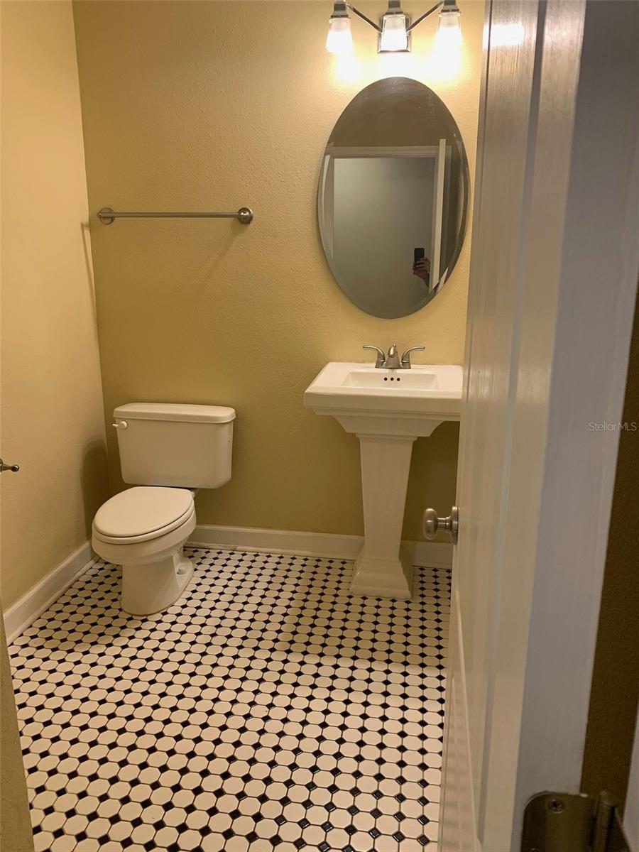 MIRIADA CONDO - Residential Lease