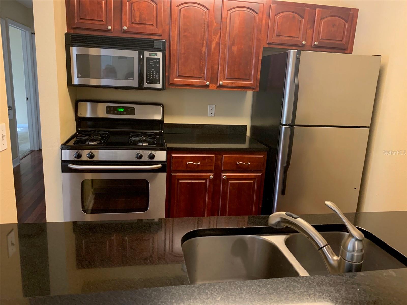 MIRIADA CONDO - Residential Lease