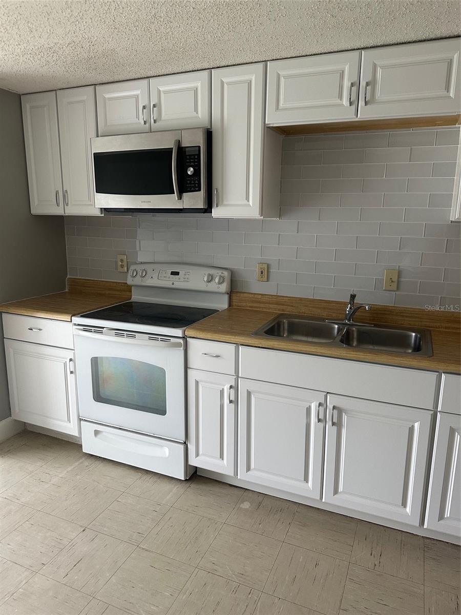 HERITAGE PINES - Residential