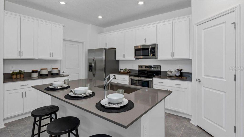 Photo of 708 Terrapin Drive, Debary, FL 32713 (MLS # O6349490)