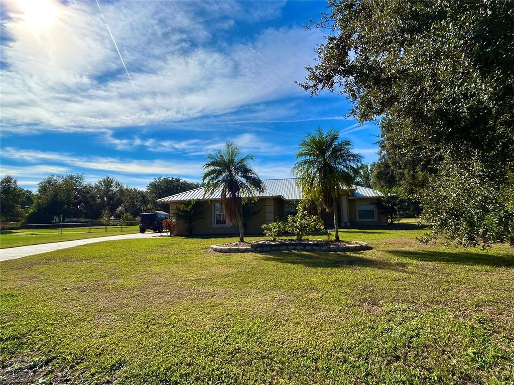 Photo of 475 Heather Court, Bartow, FL 33830 (MLS # P4937336)