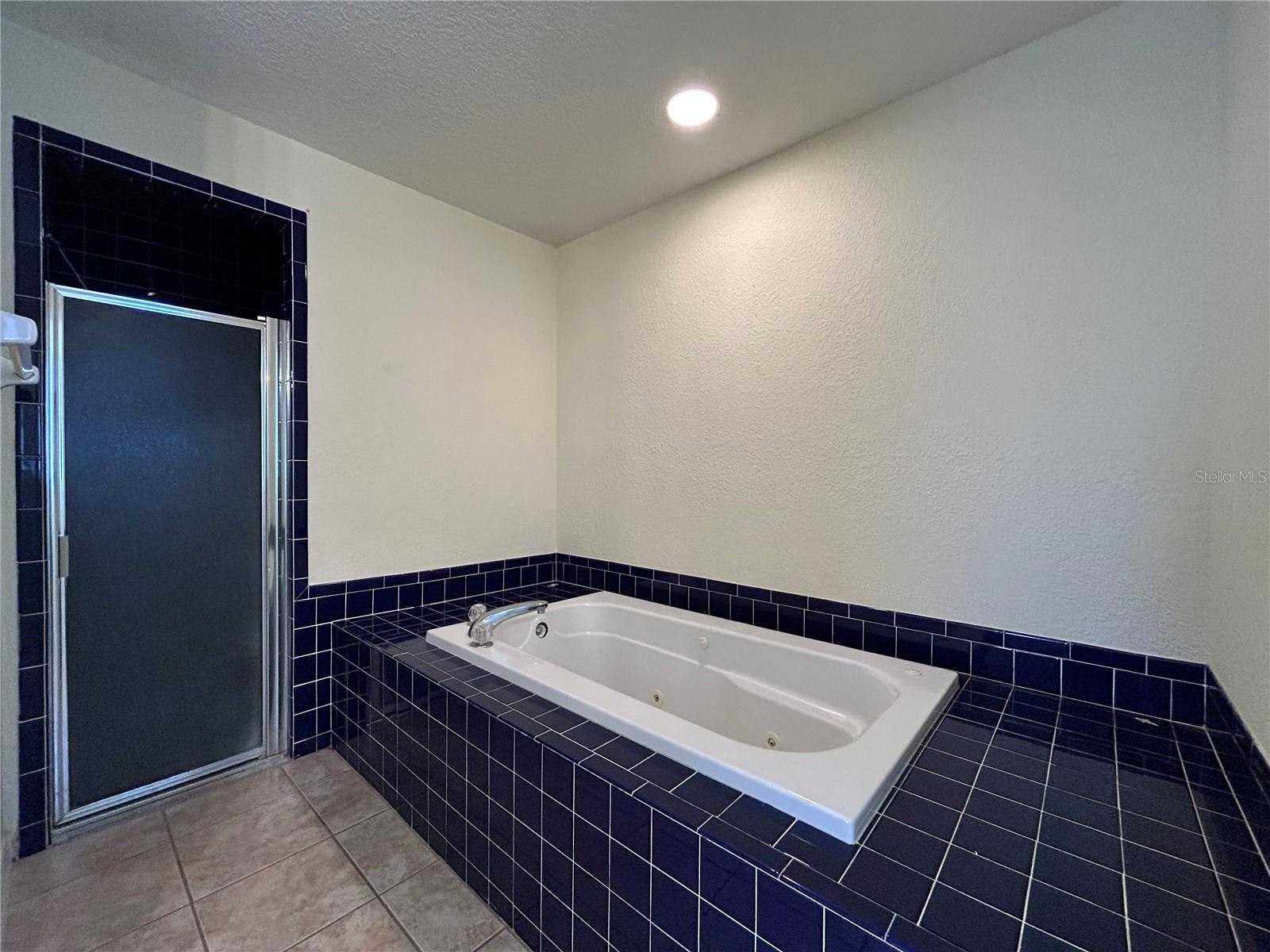 PEACE RIVER OAKS - Residential