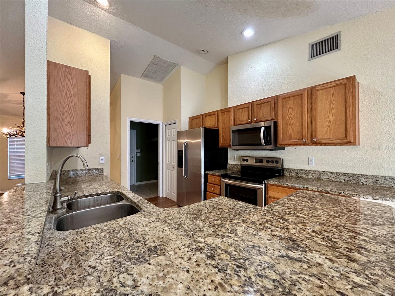 PEACE RIVER OAKS - Residential