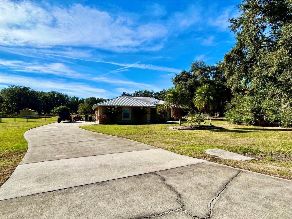 Photo of 475 Heather Court, Bartow, FL 33830 (MLS # P4937336)