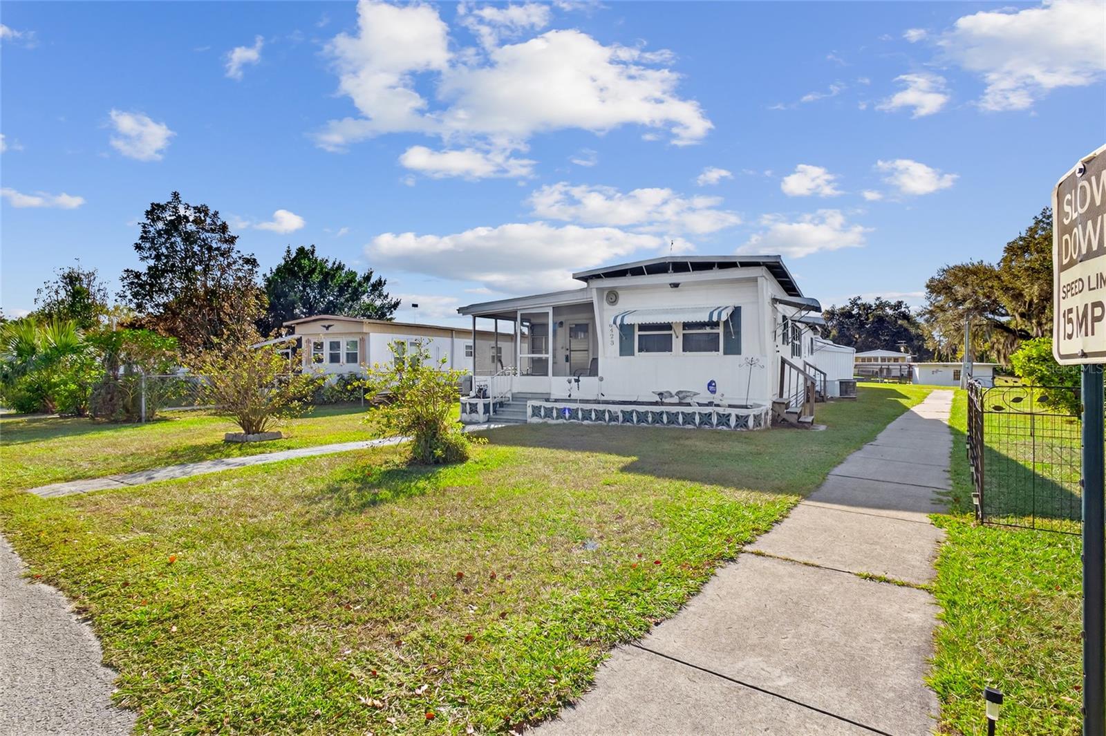 FLORIDA TRAILER ESTATES - Residential