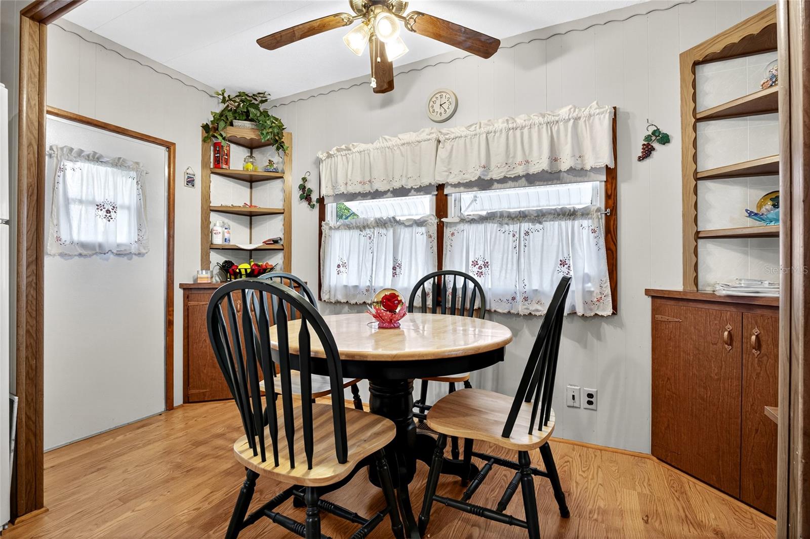 FLORIDA TRAILER ESTATES - Residential