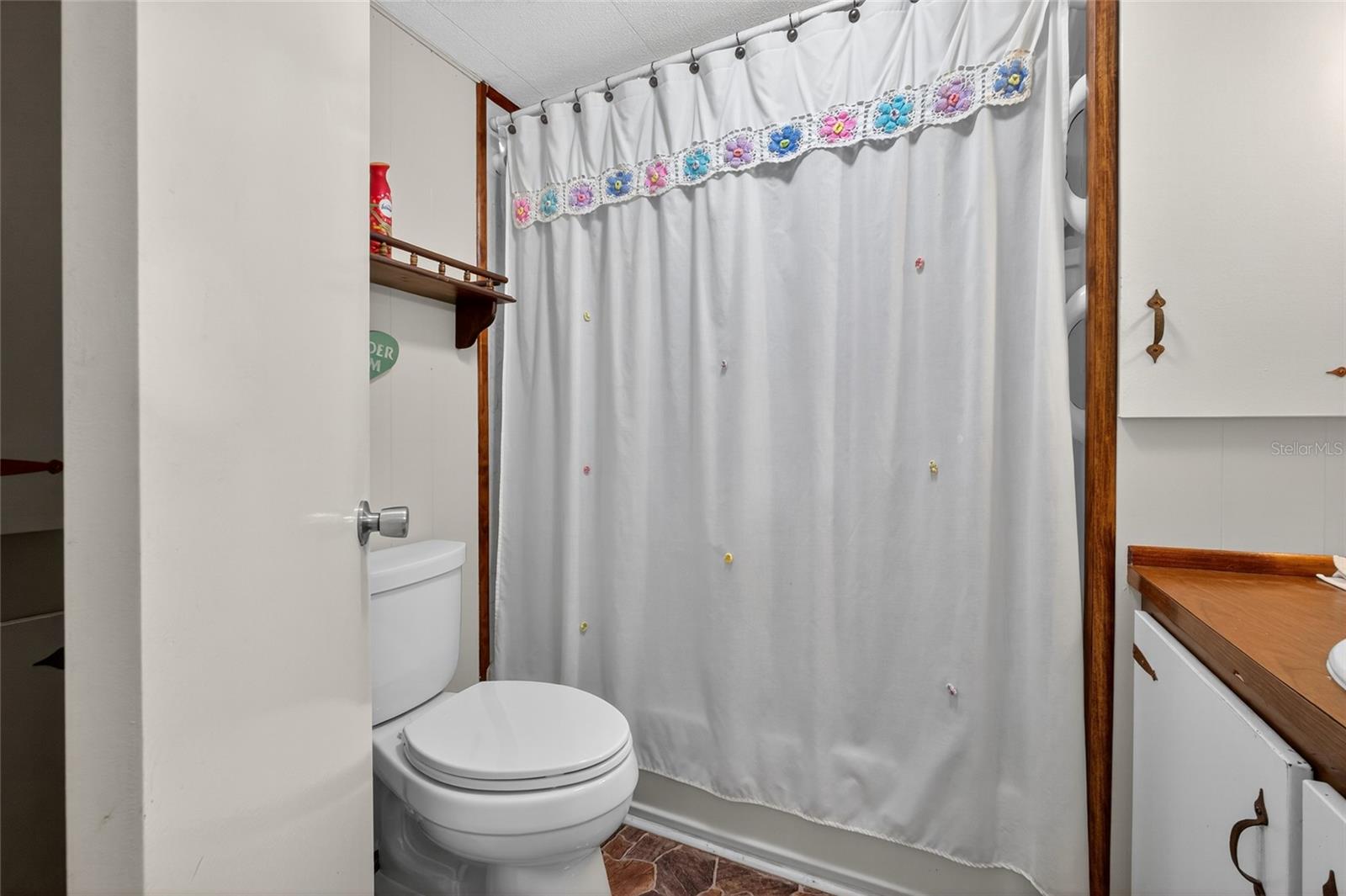 FLORIDA TRAILER ESTATES - Residential