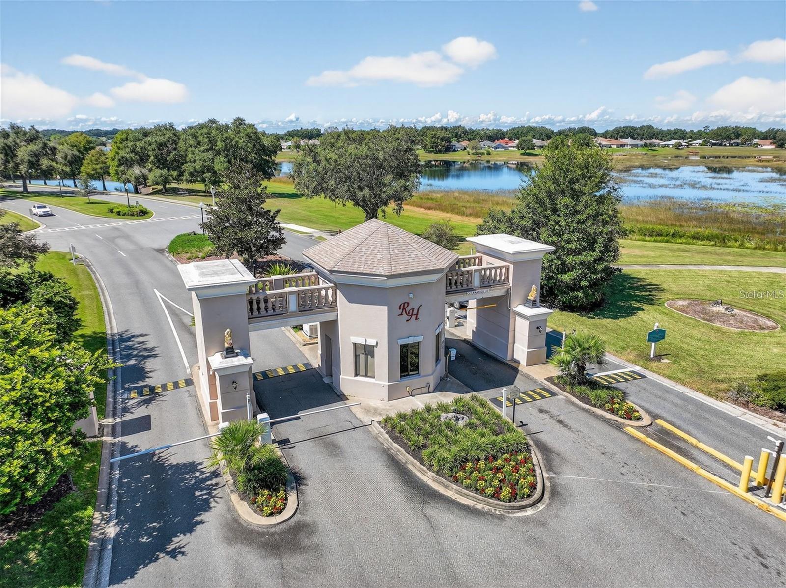 ROYAL HIGHLANDS PH 02-B LT 1317 PB 50 PG - Residential
