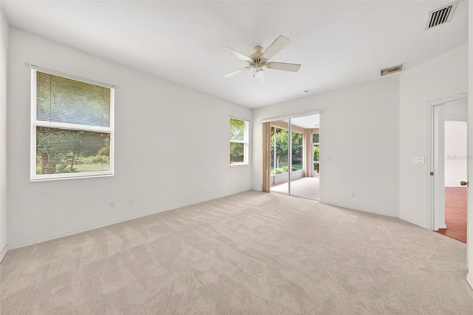 ROYAL HIGHLANDS PH 02-B LT 1317 PB 50 PG - Residential