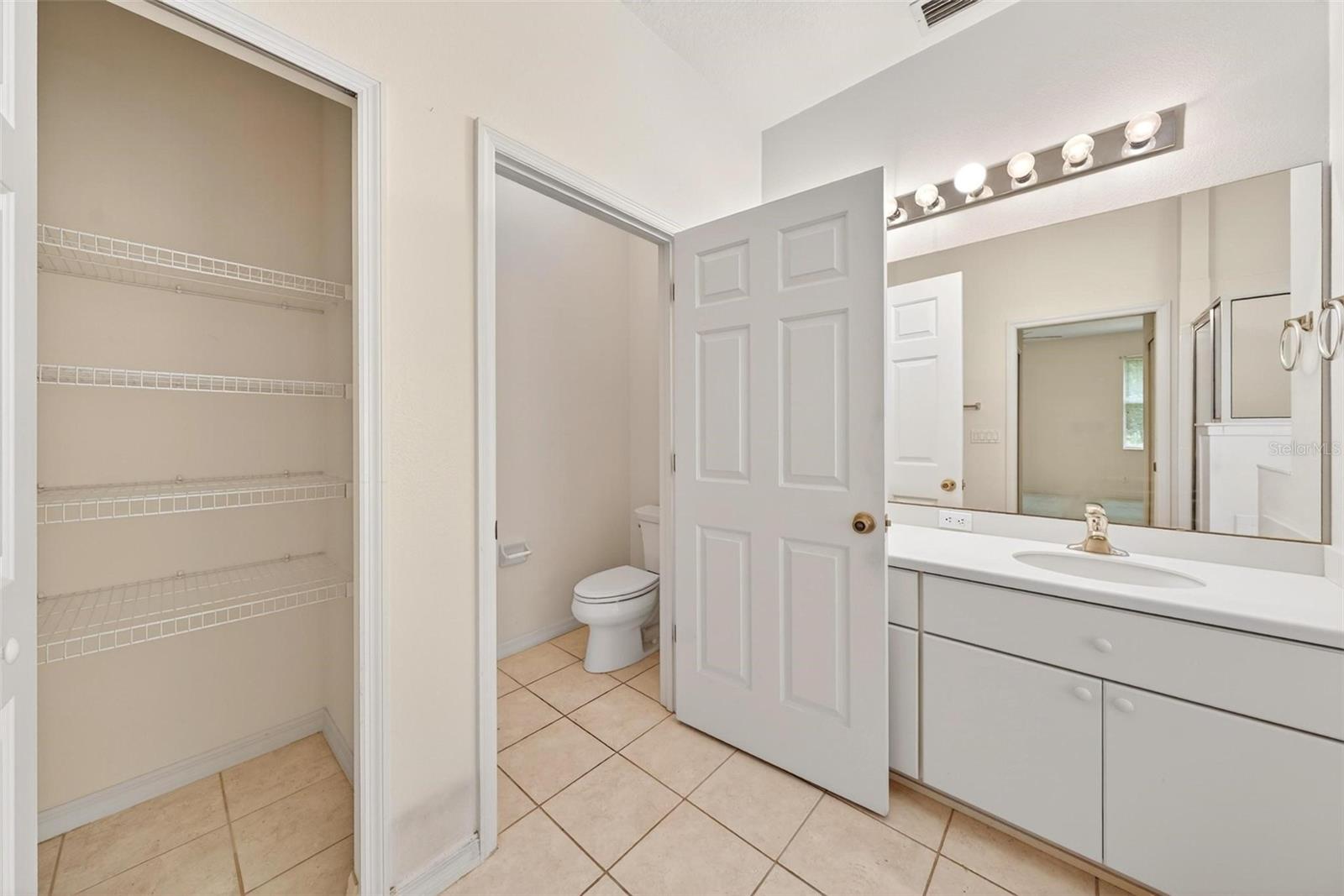 ROYAL HIGHLANDS PH 02-B LT 1317 PB 50 PG - Residential