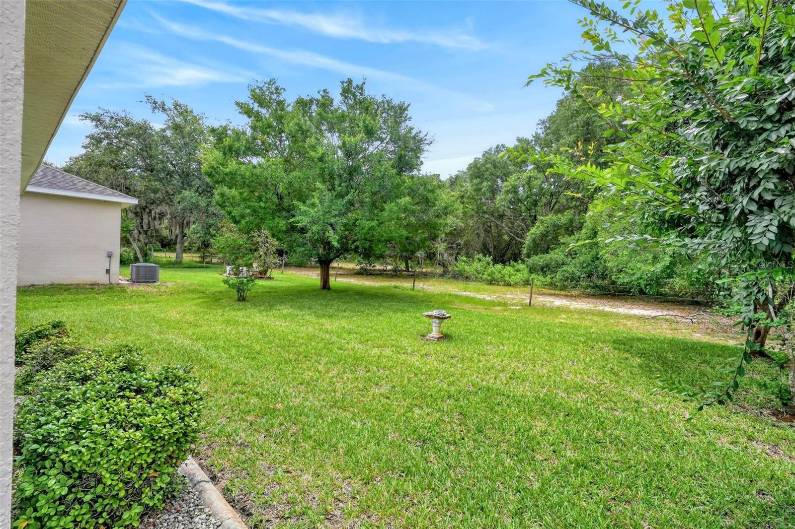 ROYAL HIGHLANDS PH 02-B LT 1317 PB 50 PG - Residential