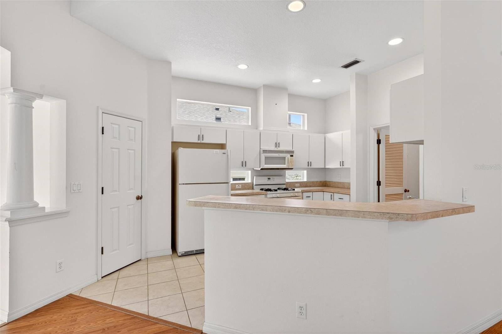 ROYAL HIGHLANDS PH 02-B LT 1317 PB 50 PG - Residential