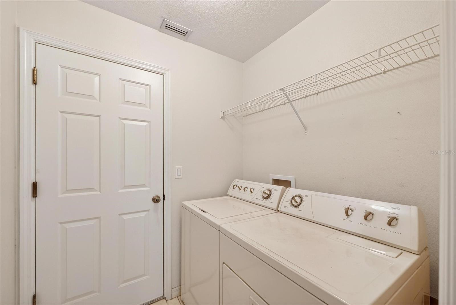 ROYAL HIGHLANDS PH 02-B LT 1317 PB 50 PG - Residential