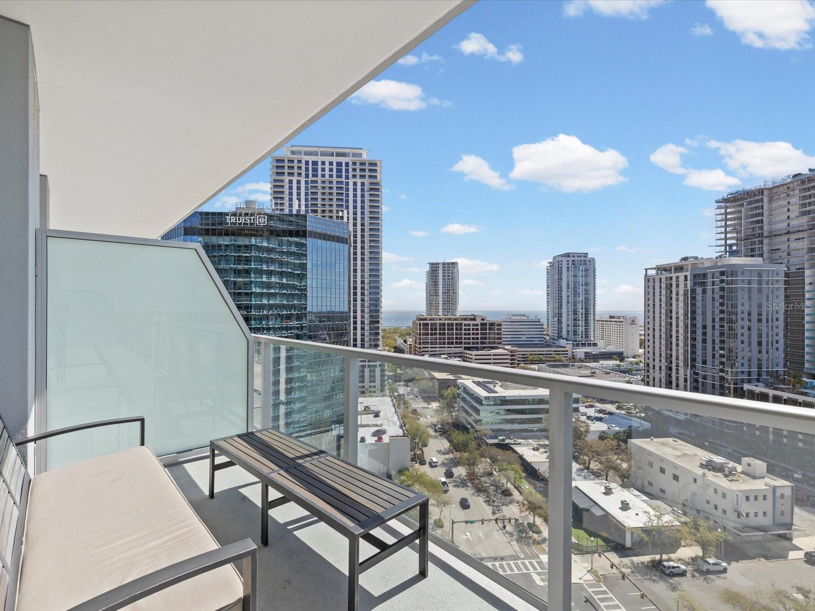 RESIDENCES AT 400 CENTRAL - Residential