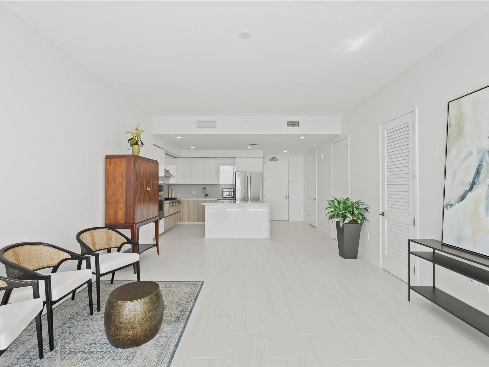 RESIDENCES AT 400 CENTRAL - Residential